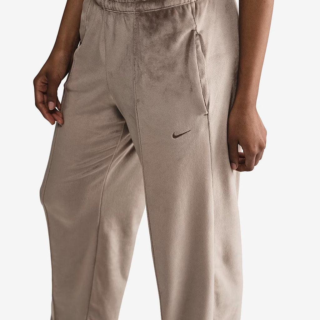 Nike Sportswear Women's Chill Knit Mid-Rise Velour Pants