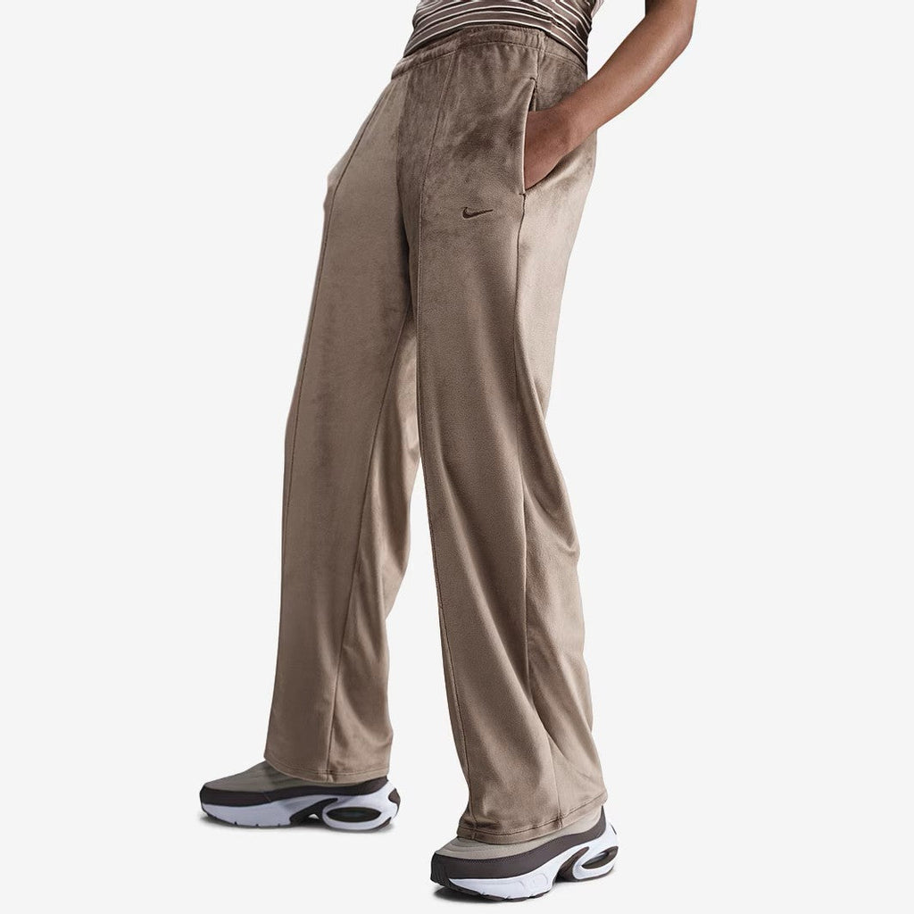 Nike Sportswear Women's Chill Knit Mid-Rise Velour Pants