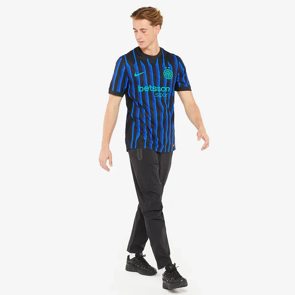 Nike Inter Milan 2025/26 Men's Home Dri-FIT Football Shirt