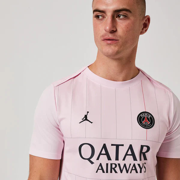 Jordan x Paris Saint-Germain 2025/26 Men's Academy Pro Dri-FIT Pre-Match Shirt