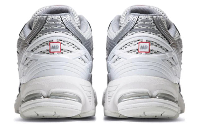 New Balance Women's 1906R 'Silver'