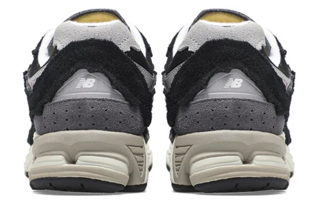 New Balance 2002R 'Protection Pack - Black Grey'