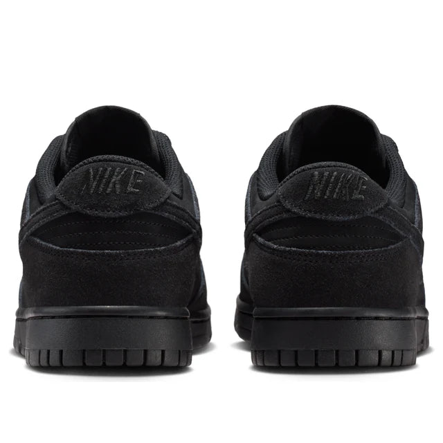 Nike Dunk Low SE 'Triple Black'
