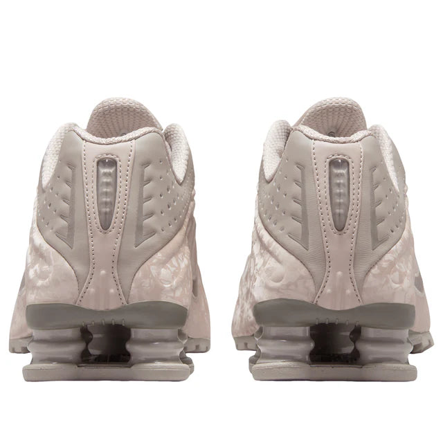 Nike Women's Shox R4 'Flat Pewter Floral'