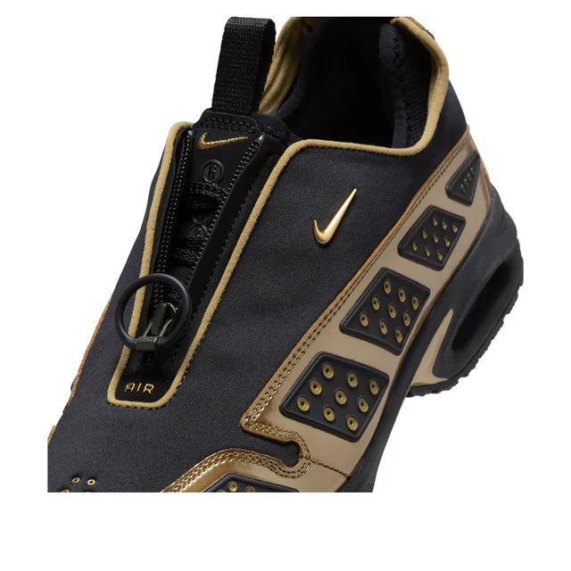 Nike Women's Air Max SNDR 'Black Metallic Gold'