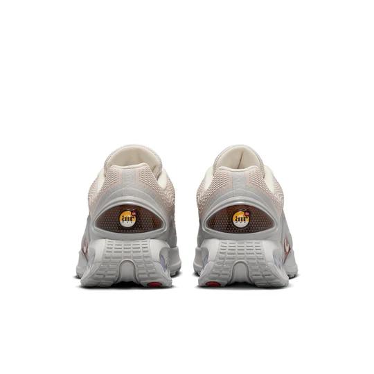 Nike Women's Air Max DN 'Light Orewood Brown'