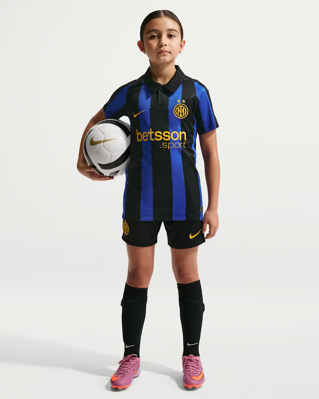 Nike Inter Milan 2026/27 Older Kids' Home Dri-FIT Football Shirt