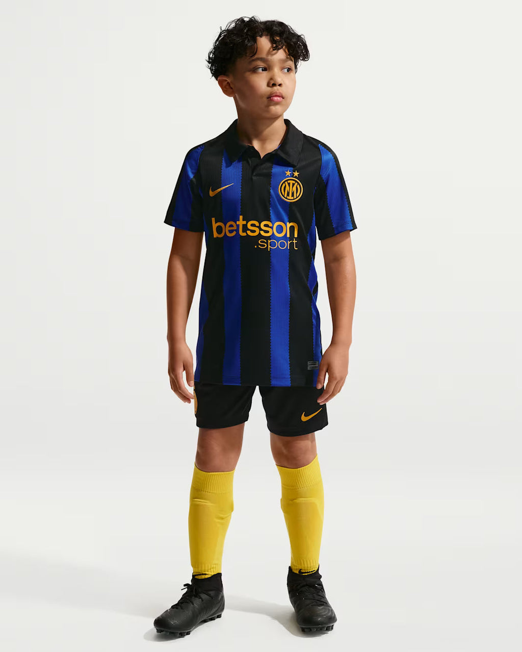 Nike Inter Milan 2026/27 Older Kids' Home Dri-FIT Football Shirt