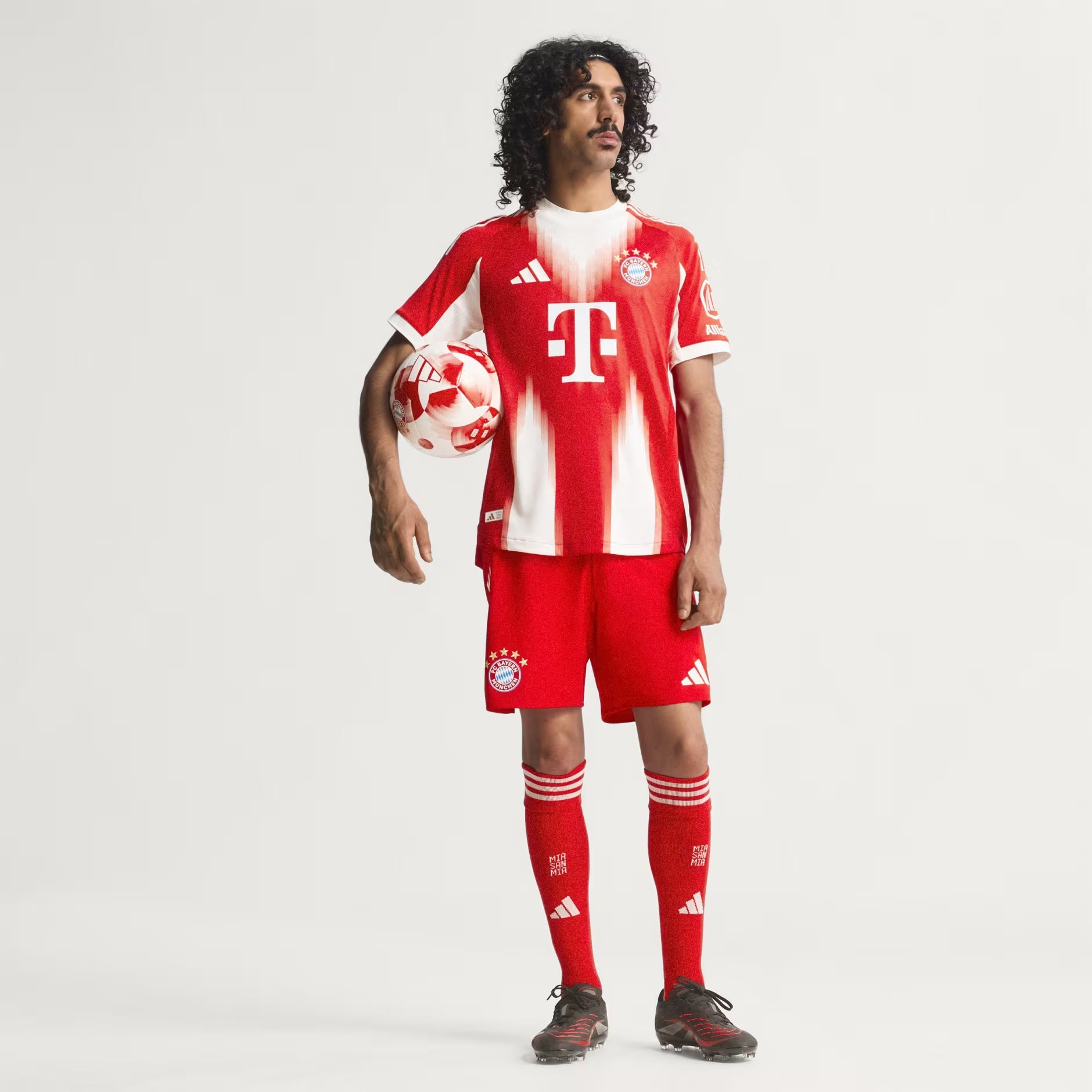 Adidas FC Bayern 25/26 Men's Home Jersey