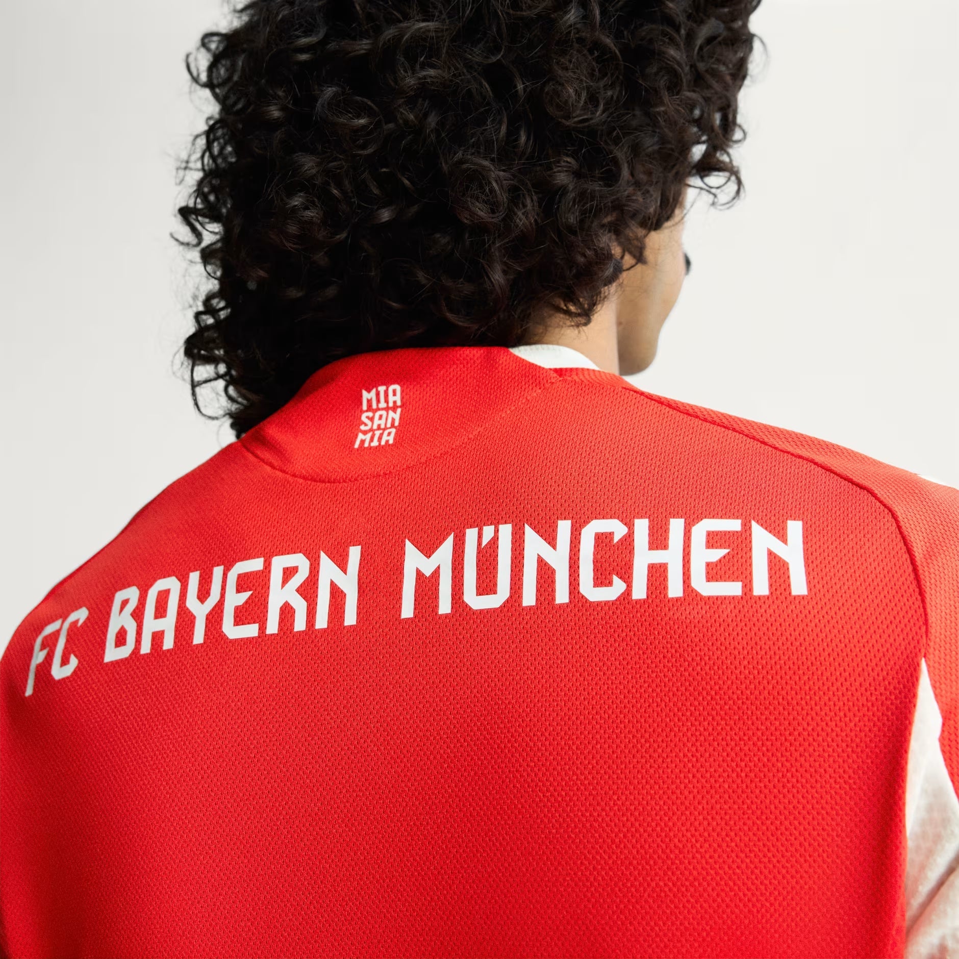 Adidas FC Bayern 25/26 Men's Home Jersey