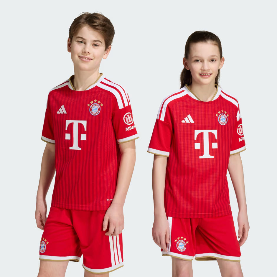 Adidas FC Bayern 26/27 Older Kids' Home Jersey