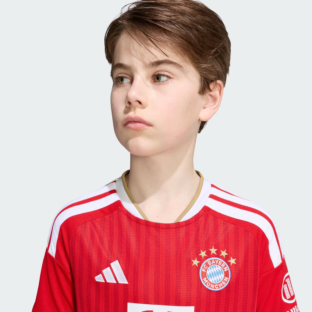 Adidas FC Bayern 26/27 Older Kids' Home Jersey