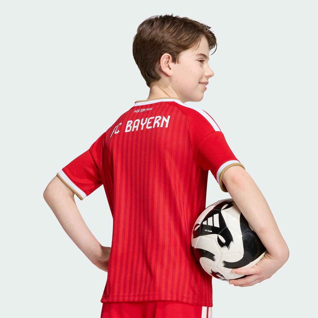 Adidas FC Bayern 26/27 Older Kids' Home Jersey