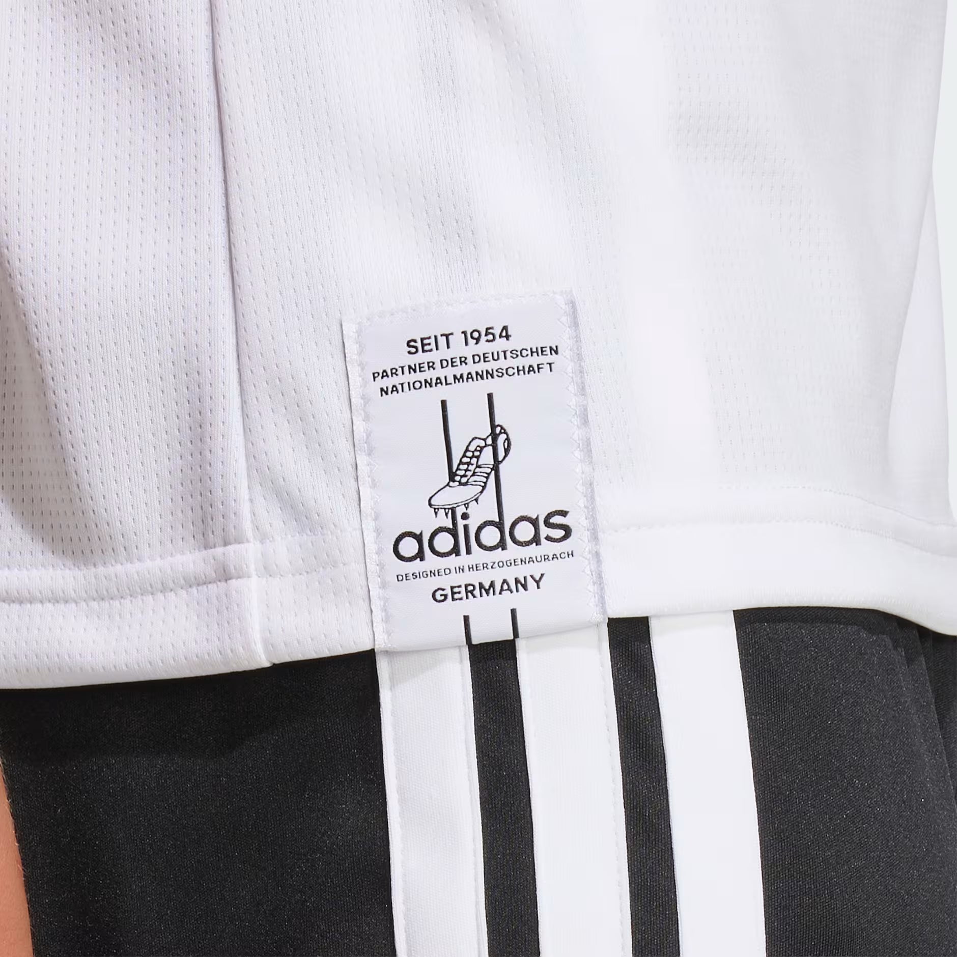 Adidas Germany 26 Older Kids' Home Jersey
