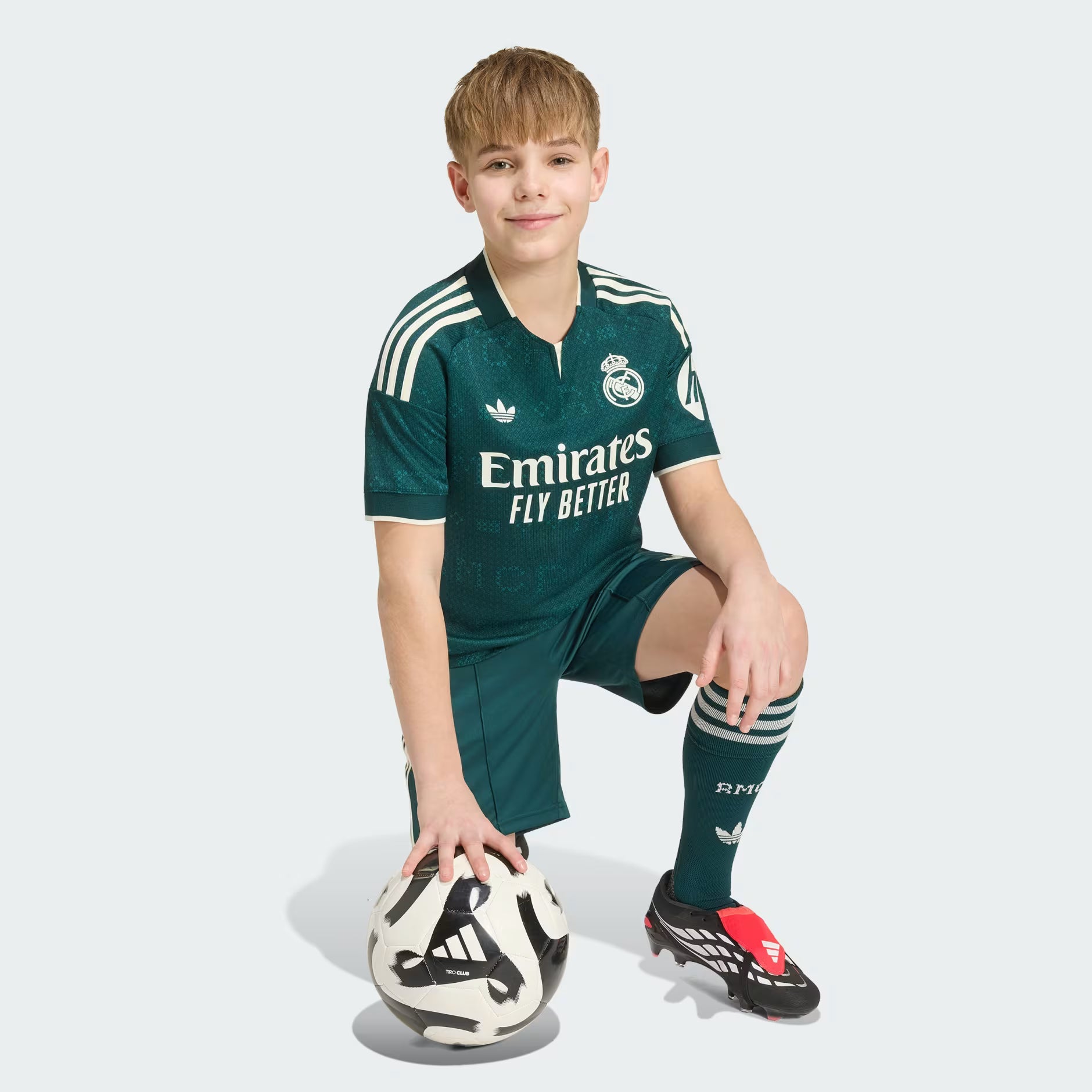 Adidas Real Madrid 26/27 Older Kids Away Jersey