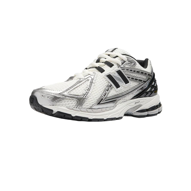 New Balance Women's 1906R 'Silver Black'
