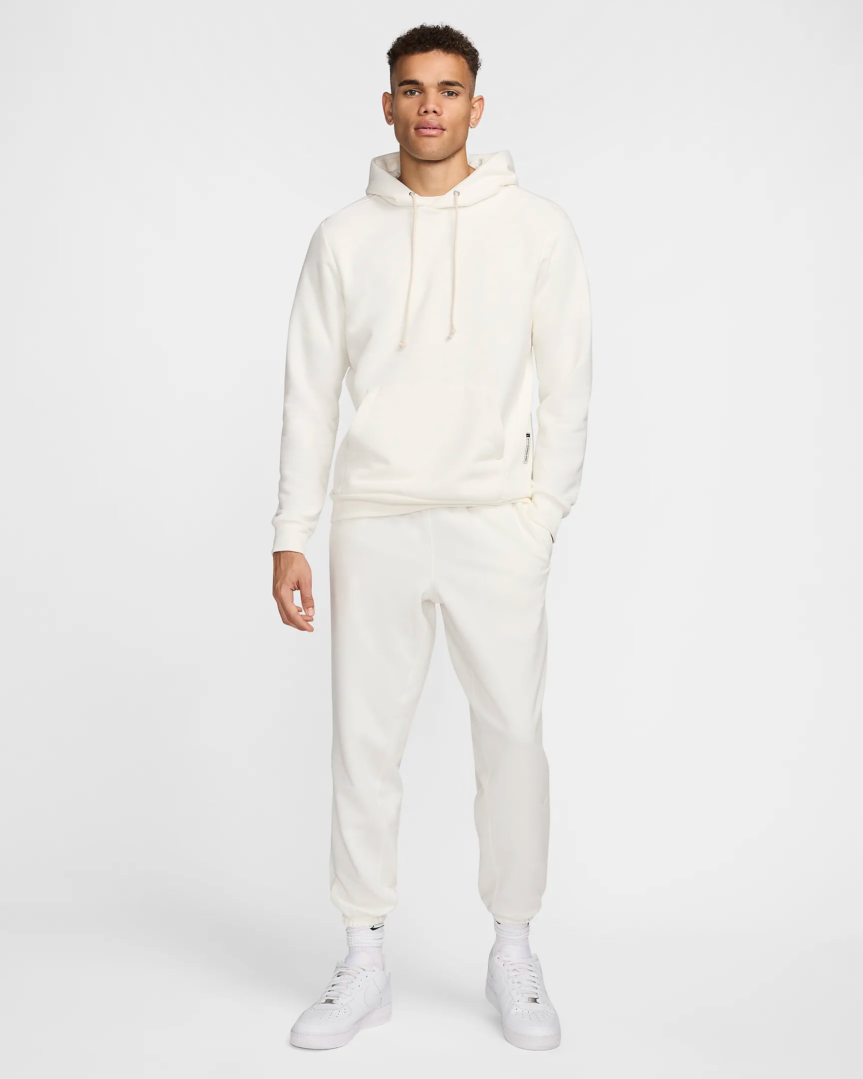 Nike Standard Issue Dri-FIT Basketball Trousers