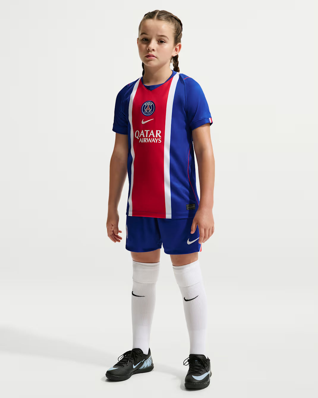 Nike Paris Saint-Germain 2026/27 Older Kids' Home Dri-FIT Football Shirt