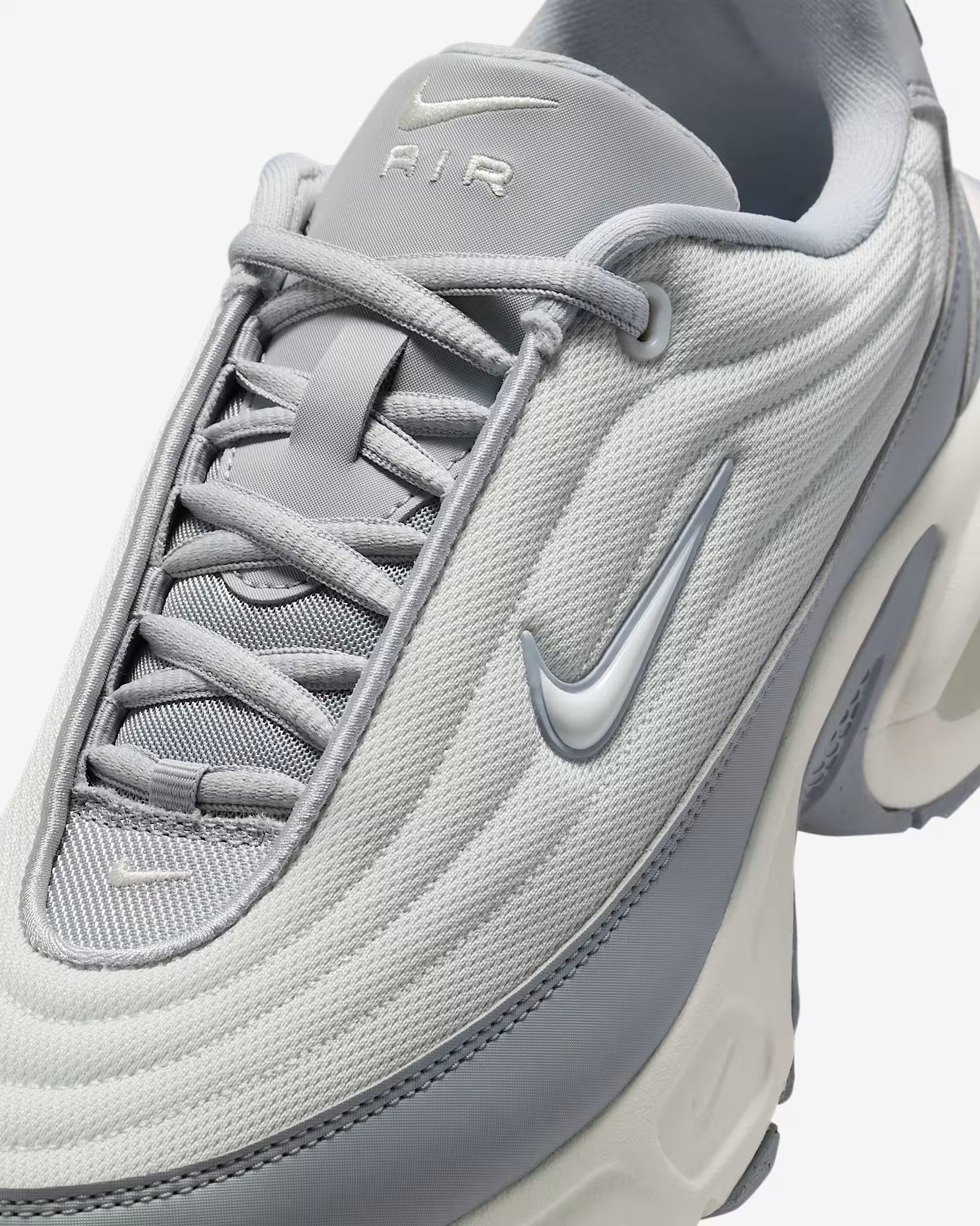 Nike Women's Air Max Portal