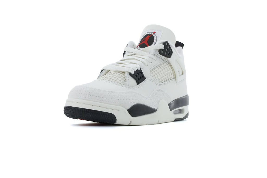 Air Jordan 4 'Flight Club'