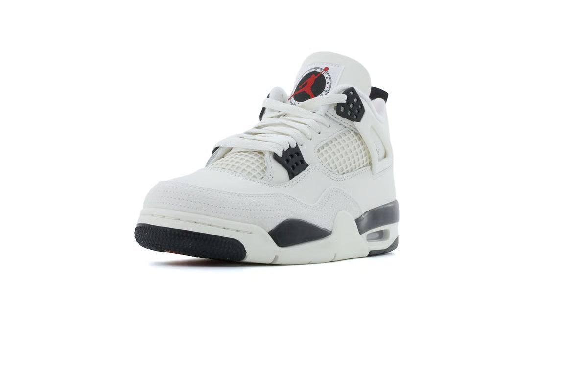 Air Jordan 4 'Flight Club'