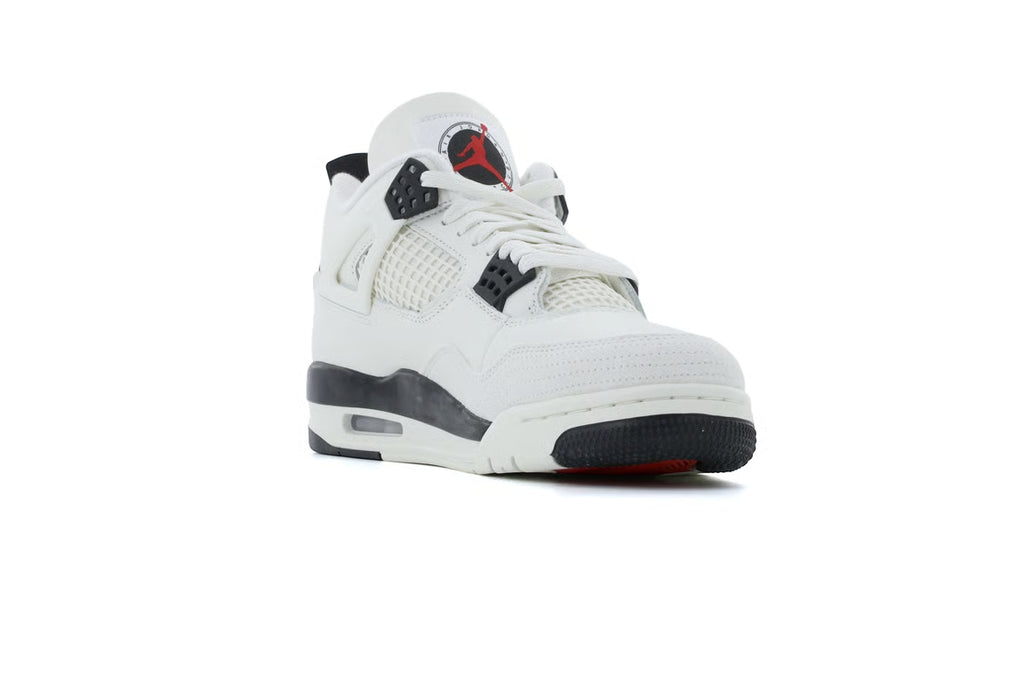 Air Jordan 4 'Flight Club'